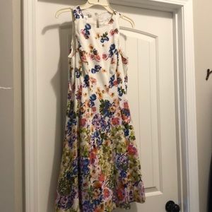 Maggie London dress size 6.